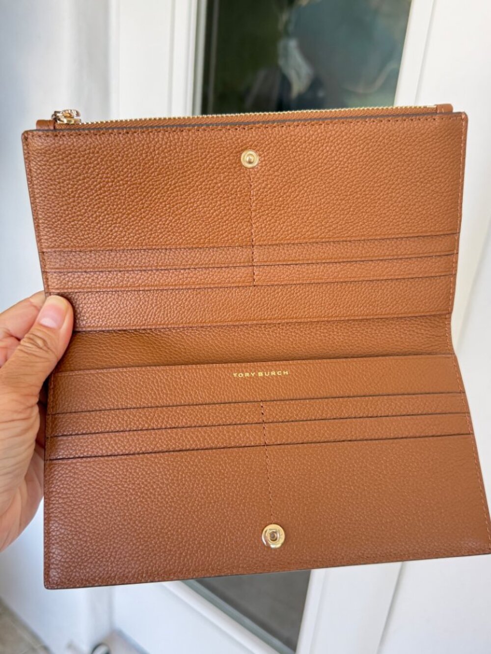 Tory Burch Tan Zip Wallet - Classic Leather Wristlet - Picture 4 of 10
